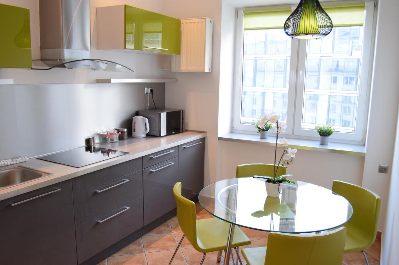 Be My Guest - Krucza Elegant Apartment - Rondo De Gaulle'A Center Of Warsaw Metro Wi-Fi Breakfast Exterior foto