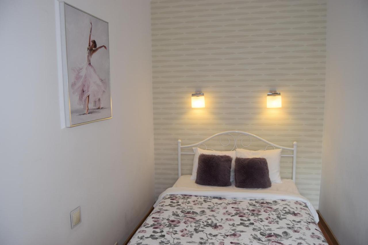 Be My Guest - Krucza Elegant Apartment - Rondo De Gaulle'A Center Of Warsaw Metro Wi-Fi Breakfast Exterior foto