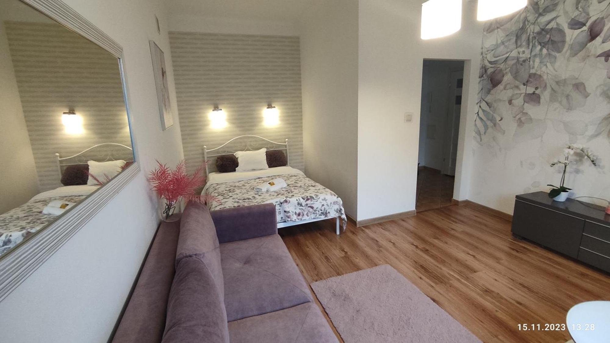 Be My Guest - Krucza Elegant Apartment - Rondo De Gaulle'A Center Of Warsaw Metro Wi-Fi Breakfast Exterior foto